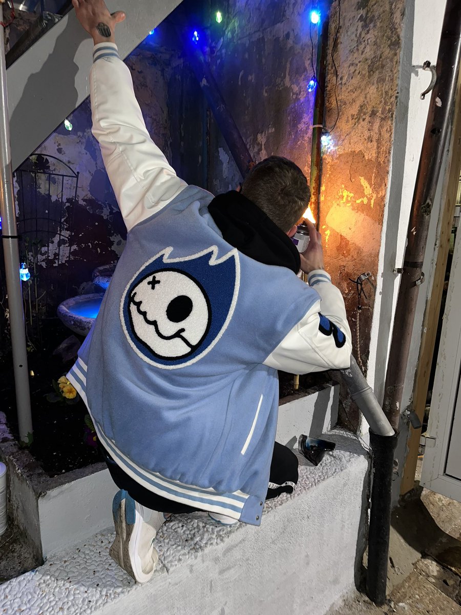 <a href="/LostAFstyle/">LostAFLifestyle</a> <a href="/LongLostNFT/">Long Lost</a> <a href="/J_Fo_Crypto/">JFoust.Lost👣</a> <a href="/Devs1024/">Devs1024.eth ꩜🪐</a> <a href="/H0PtheD0N/">H0PtheD0N.eth</a> @JiffyPB_ <a href="/H20KT36/">Water</a> <a href="/dopsng/">moeski official</a> <a href="/B_Michelle113/">Britt</a> <a href="/WolfHeger7/">WØLF 🐺</a> Team blue varsity over here brother