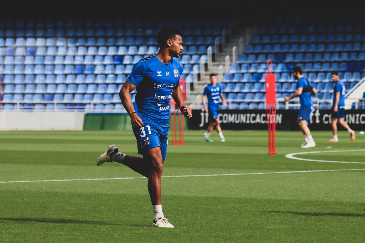 🛬 Back at home #HRL🏟️ 
 
#TenerifeLeganés #YoSoyElTenerife