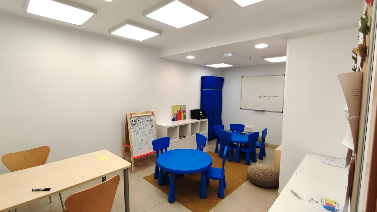 @Ajuntament@Premiademar
#Centrecivic de la biblioteca hi ha un espai que s´utilitza per fer algunes
de les #mediacions del servei municipal de #convivencia i #mediacio amb el nostre #equip 
<a href="/EMediacio/">EsMediacio</a>