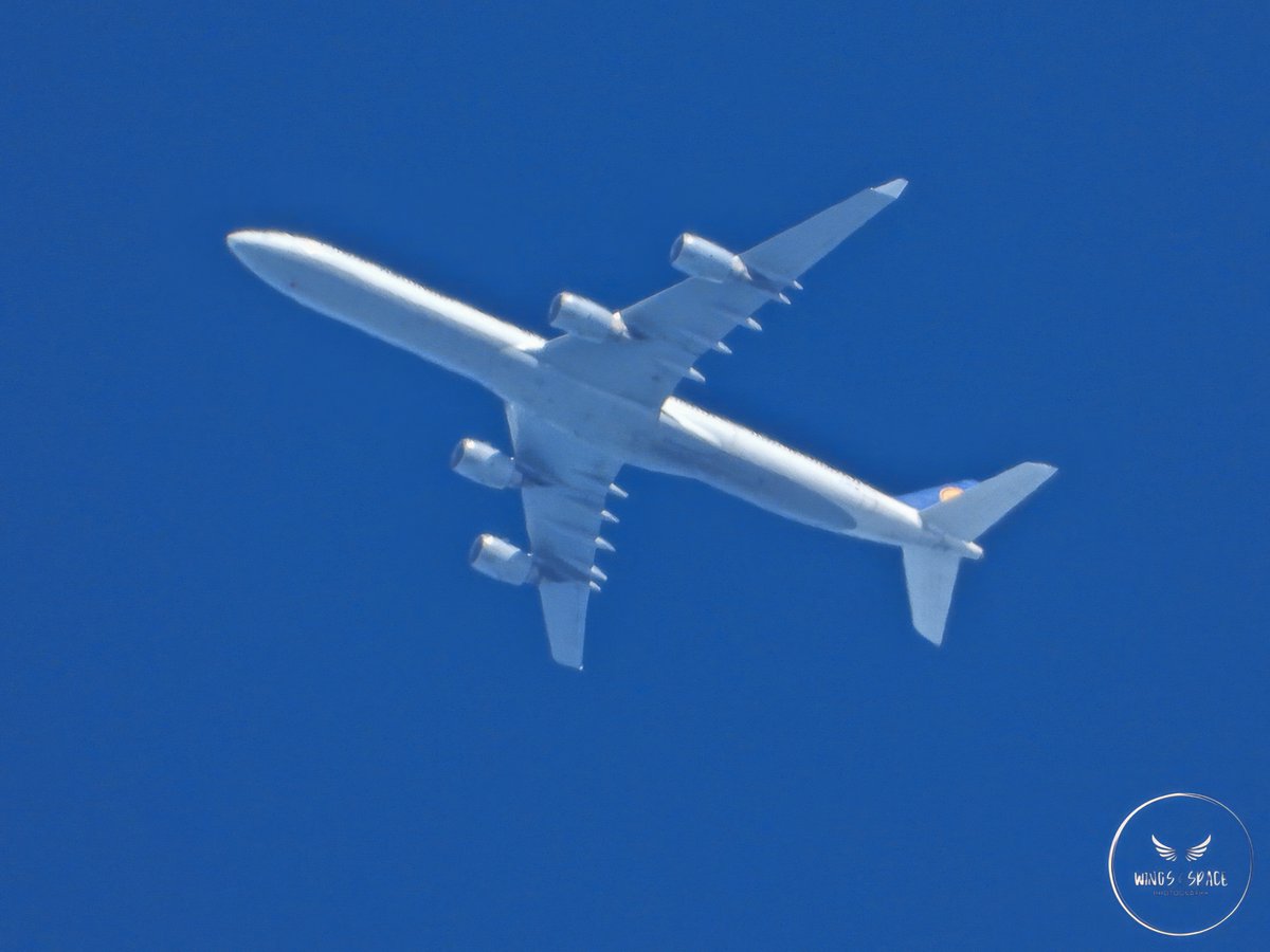 TheSnoopySnoop's tweet photo. #LH418 Lufthansa
Airbus A340-642 D-AIHY
476mph @ 36,000ft (6.8 miles)
Routing FRA/IAD
#avgeek #planespotting #nikonphotography #aviationphotography https://t.co/YuW1oN0xgC