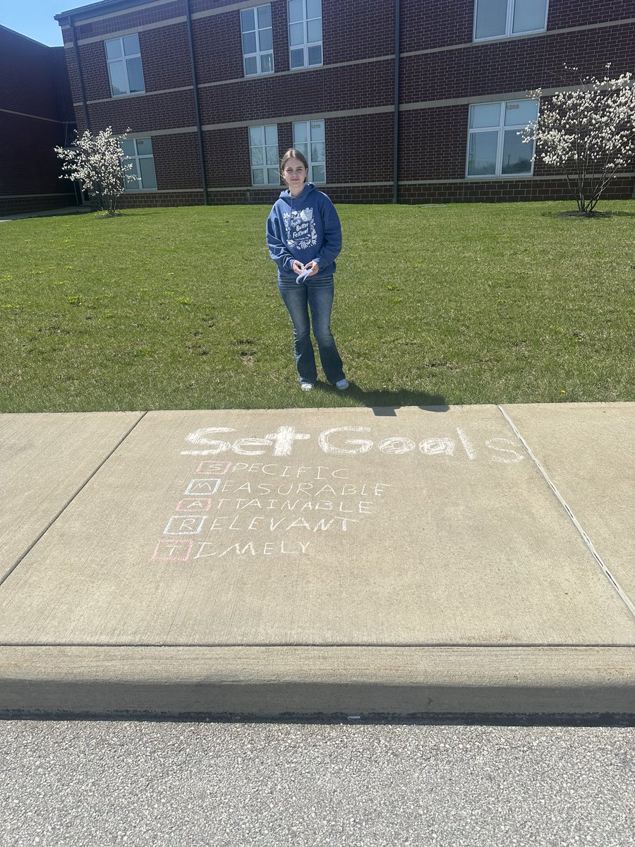 Coach_Bell_5's tweet photo. Accessing information, communication skills, goal setting and conflict resolution on this sunny day 😎 https://t.co/D4lpSpTatp