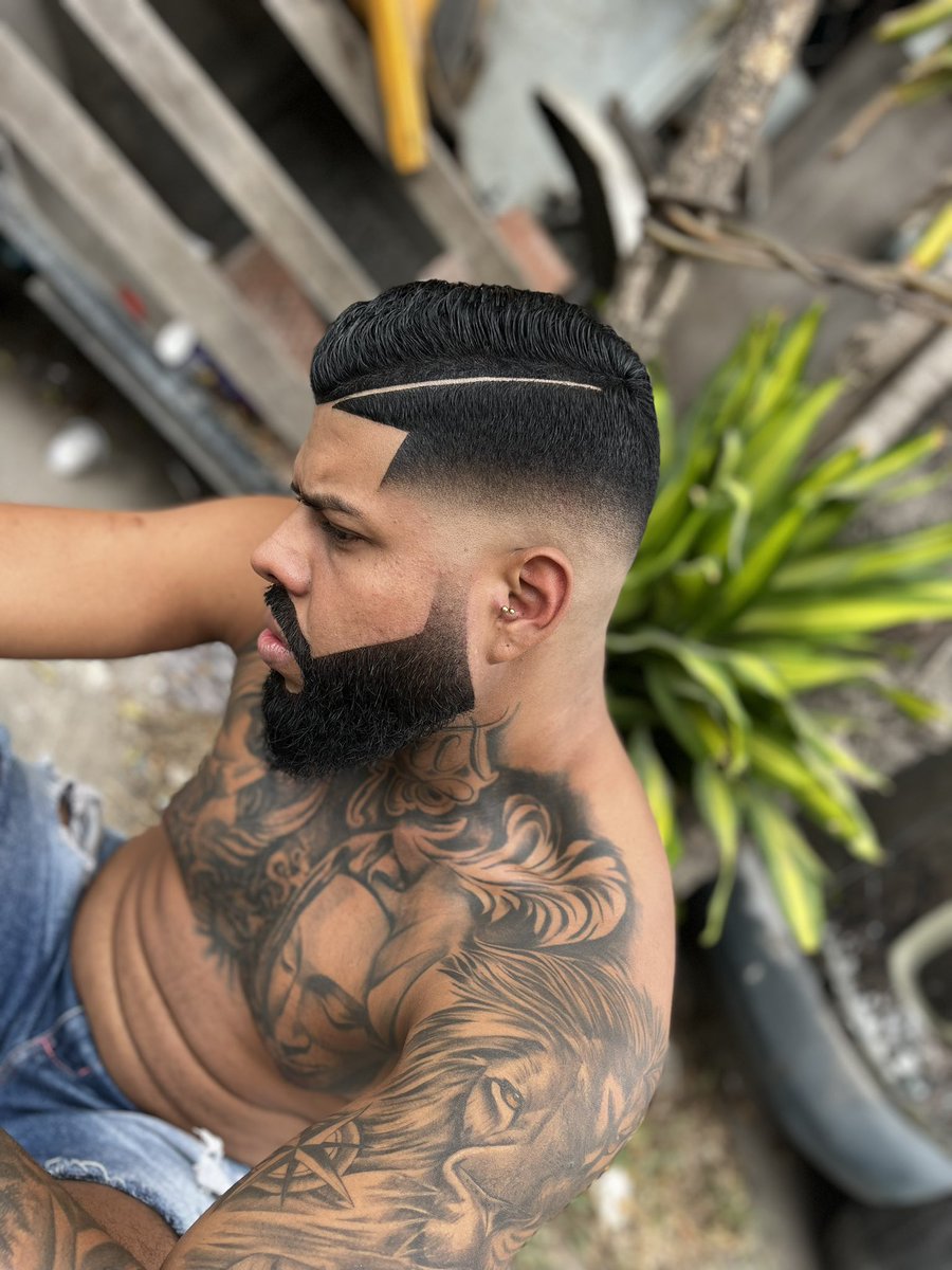 Ge_Barbeiro's tweet photo. Um bom soldado nunca perde o foco✍🏽🔥🥷🏽 https://t.co/yXOSNdYtjB