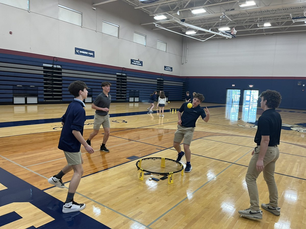 SDHSIntramurals's tweet photo. Spikeball is in full swing! @StDominicHS https://t.co/8LCKxYTvmA