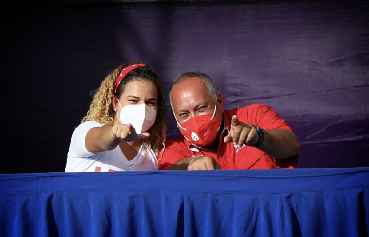 Feliz cumpleaños mi Capitán <a href="/dcabellor/">Diosdado Cabello R</a> Que Dios me lo bendiga y cuide siempre 🙏🏽 Gracias por su lealtad inquebrantable, por enseñarnos con su moral y su ejemplo y guiarnos con su liderazgo a toda una generación a continuar por el camino del Comandante Chávez. Seguiremos venciendo