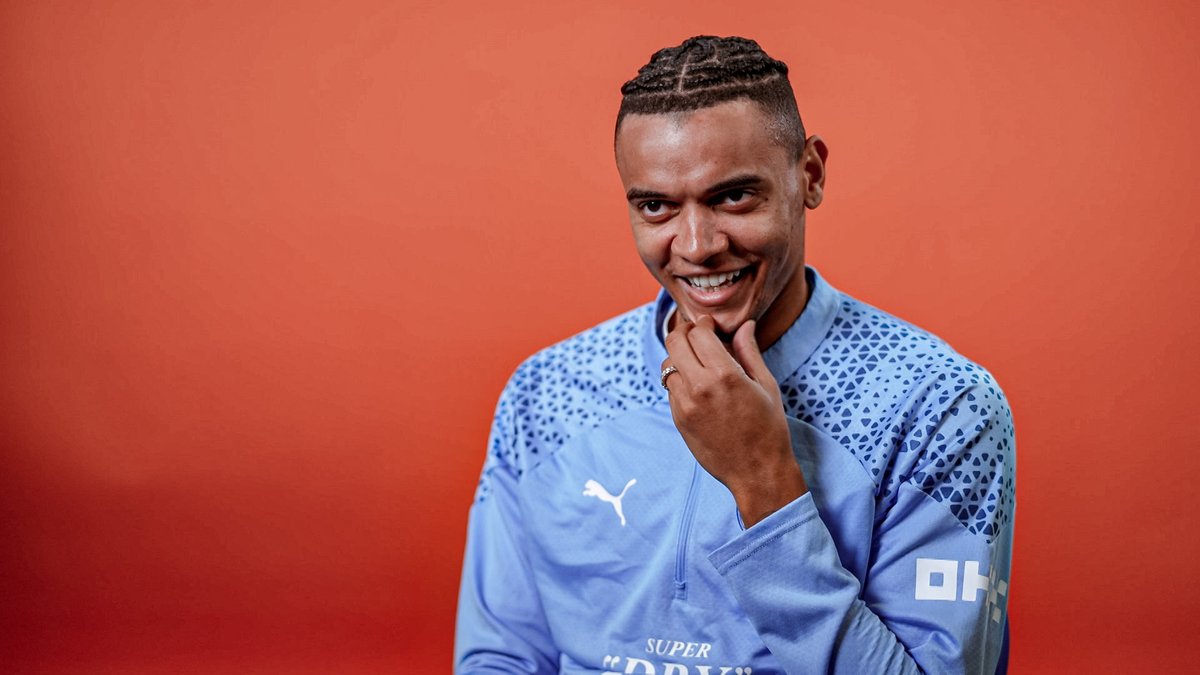 premierleague's tweet photo. What could we possibly have asked these players for them to give these reactions? 🤔

Find out Wednesday 17 April at 16:00 BST, when you can watch our first episode of Footy Triv! https://t.co/6Y1Rx4iCDr