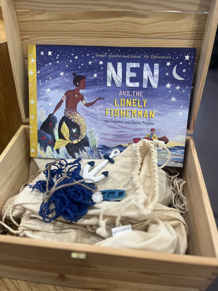 LiteracyAlex's tweet photo. A wonderful INSET with the staff at Kingswood Prep in beautiful Bath to launch @theliteracytree #WritingRoots 🚀- we wrote lonely hearts adverts, sent messages in bottles and explored the stunning lyrical language and illustrations in Nen and the Lonely Fisherman 🌈 🎣 🧜♂️ https://t.co/7QusvWCtwE