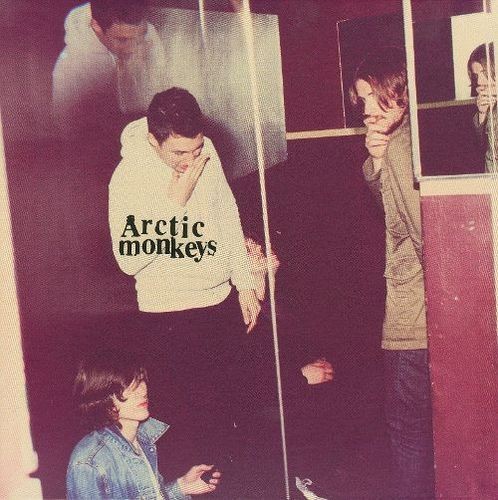 Arctic Monkeys Archive (@arcticmolnkeys) on Twitter photo 2024-04-15 16:27:14