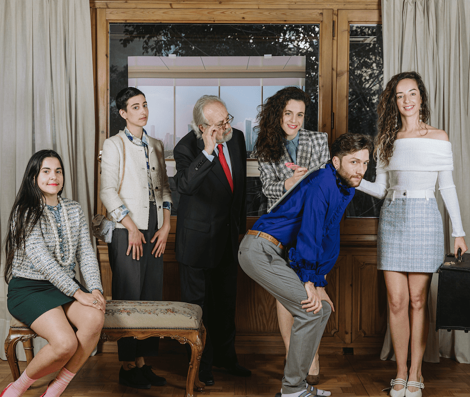 Fabra i Coats: Centre d'Art i Fàbrica de Creació (@fabraicoats_fic) on Twitter photo ⚡Els nostres residents <a href="/joseysush/">José y sus Hermanas</a>, al <a href="/grecfestivalbcn/">Grec Festival Bcn</a> 2024!⚡
🎭Hi presentaran l'espectacle que estan preparant a la Fàbrica de Creació: "Morir lo hace todo el mundo"
🗓️Del 26/6 al 7/7
📌<a href="/teatrelliure/">Teatre Lliure</a> de #Montjuïc
🎫18 € (es compren al web del Grec Festival)
<a href="/fabcreaciobcn/">Fàbriques de Creació BCN</a> ⚡Els nostres residents <a href="/joseysush/">José y sus Hermanas</a>, al <a href="/grecfestivalbcn/">Grec Festival Bcn</a> 2024!⚡
🎭Hi presentaran l'espectacle que estan preparant a la Fàbrica de Creació: "Morir lo hace todo el mundo"
🗓️Del 26/6 al 7/7
📌<a href="/teatrelliure/">Teatre Lliure</a> de #Montjuïc
🎫18 € (es compren al web del Grec Festival)
<a href="/fabcreaciobcn/">Fàbriques de Creació BCN</a>