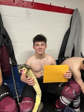 Two big wins to kick off the <a href="/FRJHschool/">@FRJHschool</a> Hockey Tournament.   9-3 win over MPI, and 6-2 over Villanova.  
Vipers of the Game Hudson Locke (vs. MPI) and Jack Davis (vs. Villanova)  Solid efforts, Vipers! 

Back at it tomorrow pm @ 4:00 vs MDJH Grizzilies <a href="/mdjh/">MDJH</a> @ CBS Arena!
