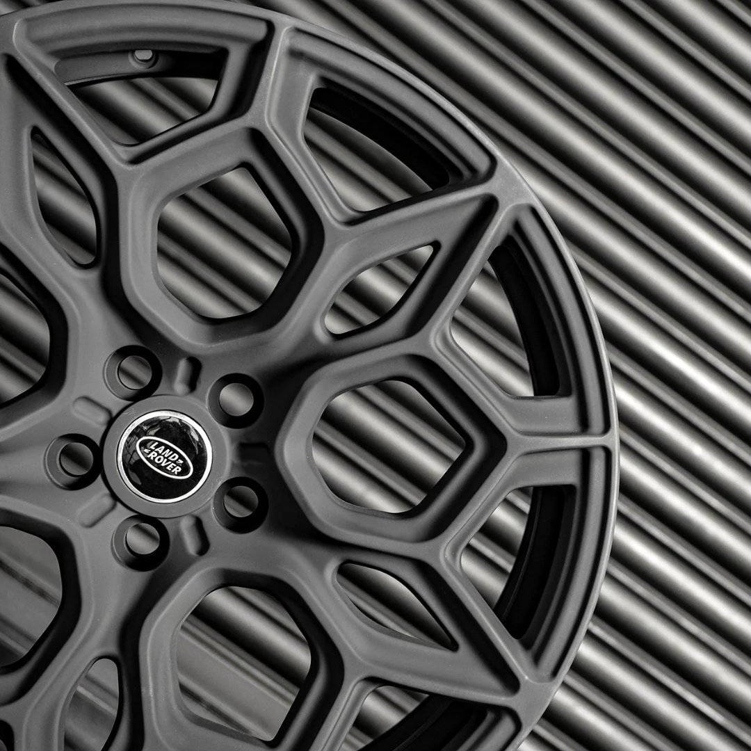 ProjectKahn's tweet photo. SPECIAL OFFER!

Brand: KAHN® Type 57 Wheels
Model: Range Rover (2022-Present)
Material: RS Forged
Colour: Military Matte Black
Size: 23"

https://t.co/jHtxr8X46g

Copyright Design by KAHN®

#ProjectKahn #KahnDesign #RangeRover #Type57 #Wheels #Cars #offers #clearance https://t.co/uVvjHaxvvR