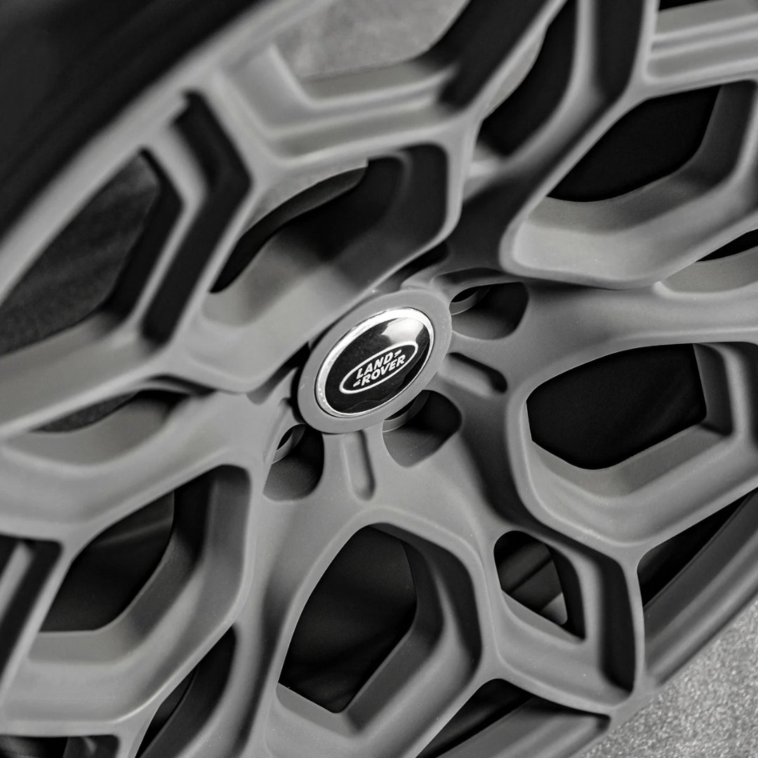 ProjectKahn's tweet photo. SPECIAL OFFER!

Brand: KAHN® Type 57 Wheels
Model: Range Rover (2022-Present)
Material: RS Forged
Colour: Military Matte Black
Size: 23"

https://t.co/jHtxr8X46g

Copyright Design by KAHN®

#ProjectKahn #KahnDesign #RangeRover #Type57 #Wheels #Cars #offers #clearance https://t.co/uVvjHaxvvR