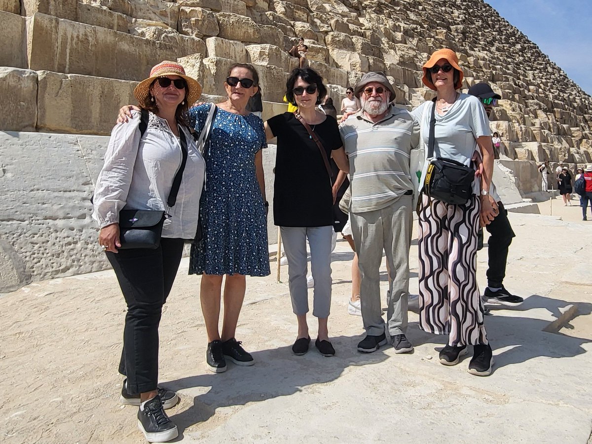 GBerg_ubt's tweet photo. The #endosphere connection in Giza, Egypyt exploring  cultural heritage
#plant microbiome II meeting
@AvHStiftung @igz_leibniz https://t.co/GFZyKLsKNs