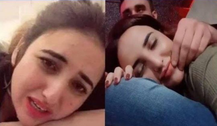 Huzaifakha81036's tweet photo. Hareem shah ki full vedio available 
post ko like share follow krny walo ko full send ki jayegi #hareemshahleakedvideo #hareemshahvideo #hareemshah 
#leaks #Pakistan https://t.co/xCmxvc7ZRD