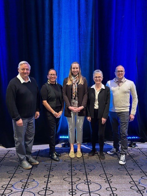 This past weekend at #ICAM2024 - 2023 Momentum Award winner @DrMushquash and 2022 Early Career Investigator Award Winner @AnnaBlakney delivered inspiring lectures, followed by a panel discussion on #IndigenousHealth research, including @cwieman and @JeffReading2