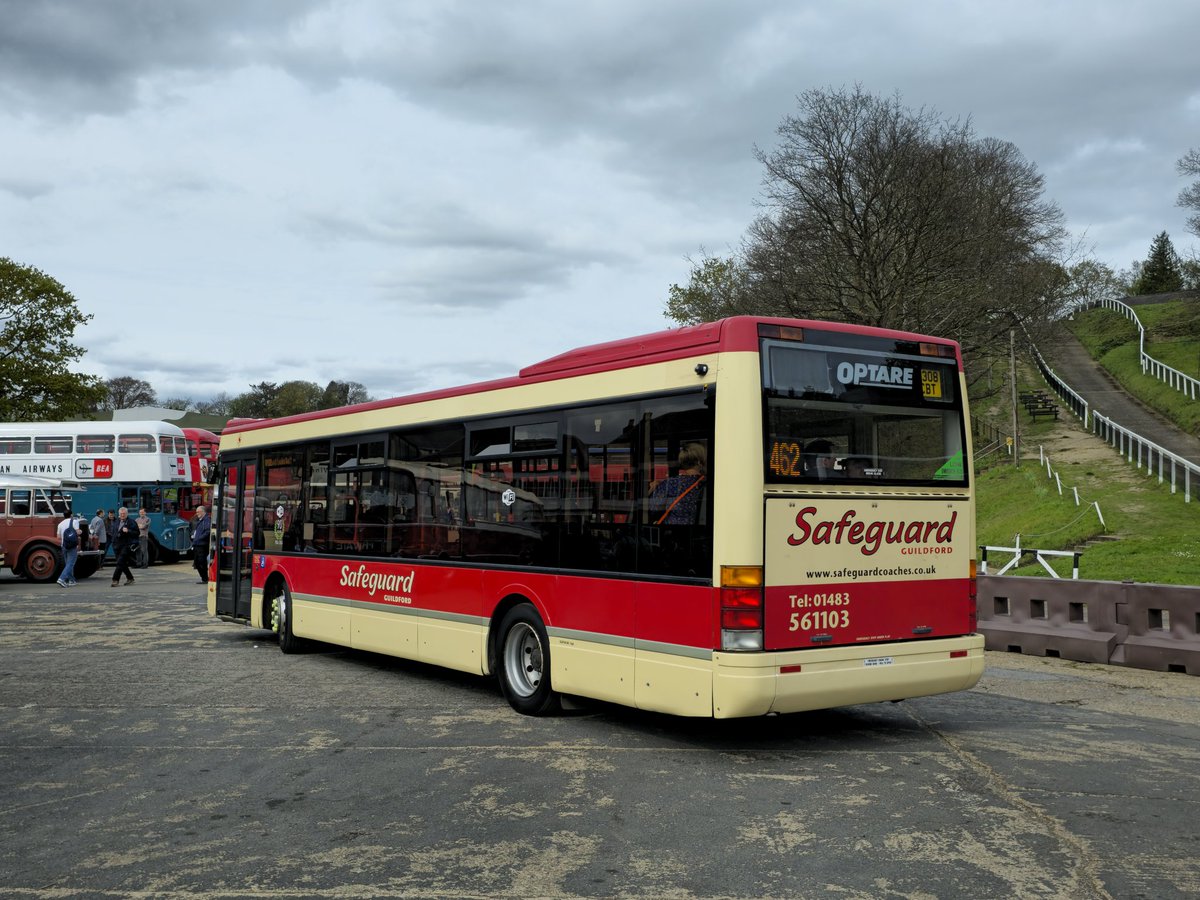 Had a ride around Weybridge yesterday on preserved Safeguard Coaches Optare Excel, X308 CBT during the @londonbusmuseum Spring Gathering at @BrooklandsMuseu.