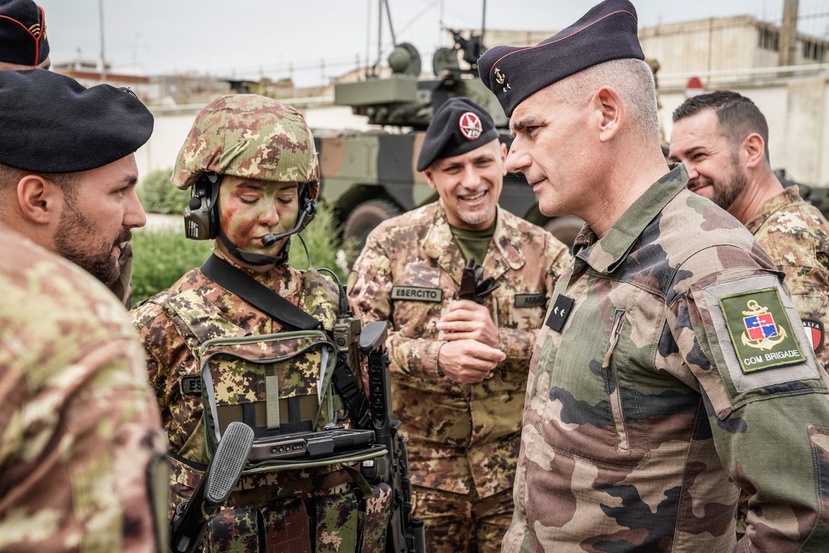 Le général Pierre, commandant la 9e BIMa, s’est rendu en Italie 🇮🇹 à l’invitation du général de brigade Sandri, commandant la brigade Pinerolo.