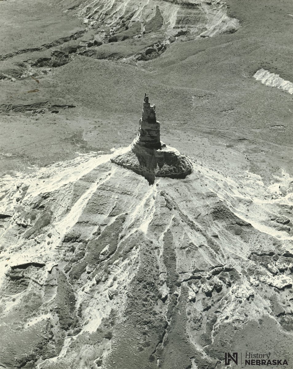 While traveling through western Nebraska near Chimney Rock, emigrants interacted and traded with the Pawnee, Lakota, Cheyenne, and Arapaho tribes. Some of these traded items are viewable at the Chimney Rock Visitor Center! bit.ly/43XTe3i