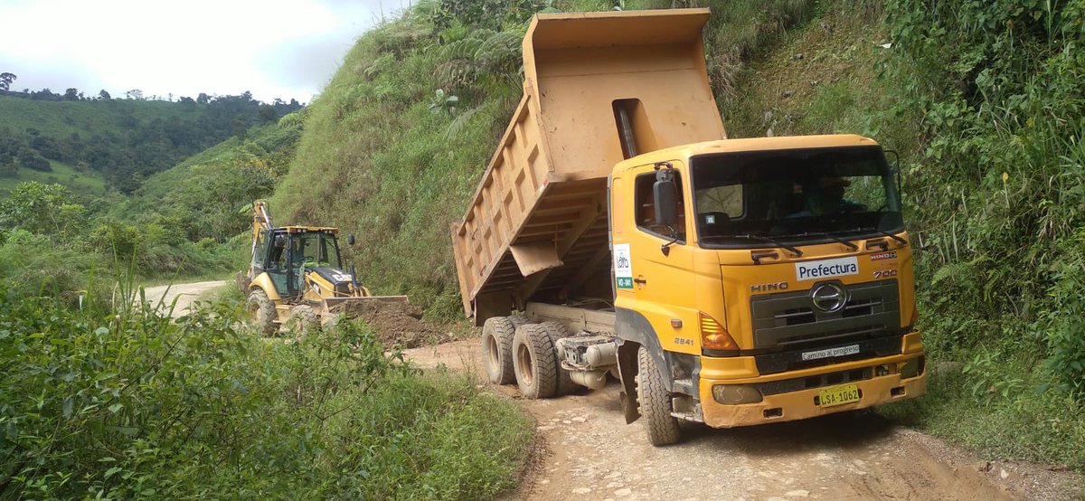 📌#Guachanamá - #PALTAS Por intermedio de #VIALSUR trabajamos en el mantenimiento emergente en la vía [#LaVictoria - #Shoa - #Piñas - #LaHamaca] en coordinación con el GAD Parroquial. #SabemosTrabajar 🚜