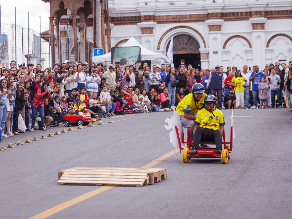 ¡Celebramos la Fundación de Cuenca! 
Durante el fin de semana y feriado, se realizaron varias actividades por la conmemoración de los 467 años de Fundación de la ciudad, así que con orgullo celebramos nuestra historia, tradiciones y cultura.  Revivimos momentos llenos de alegría.
