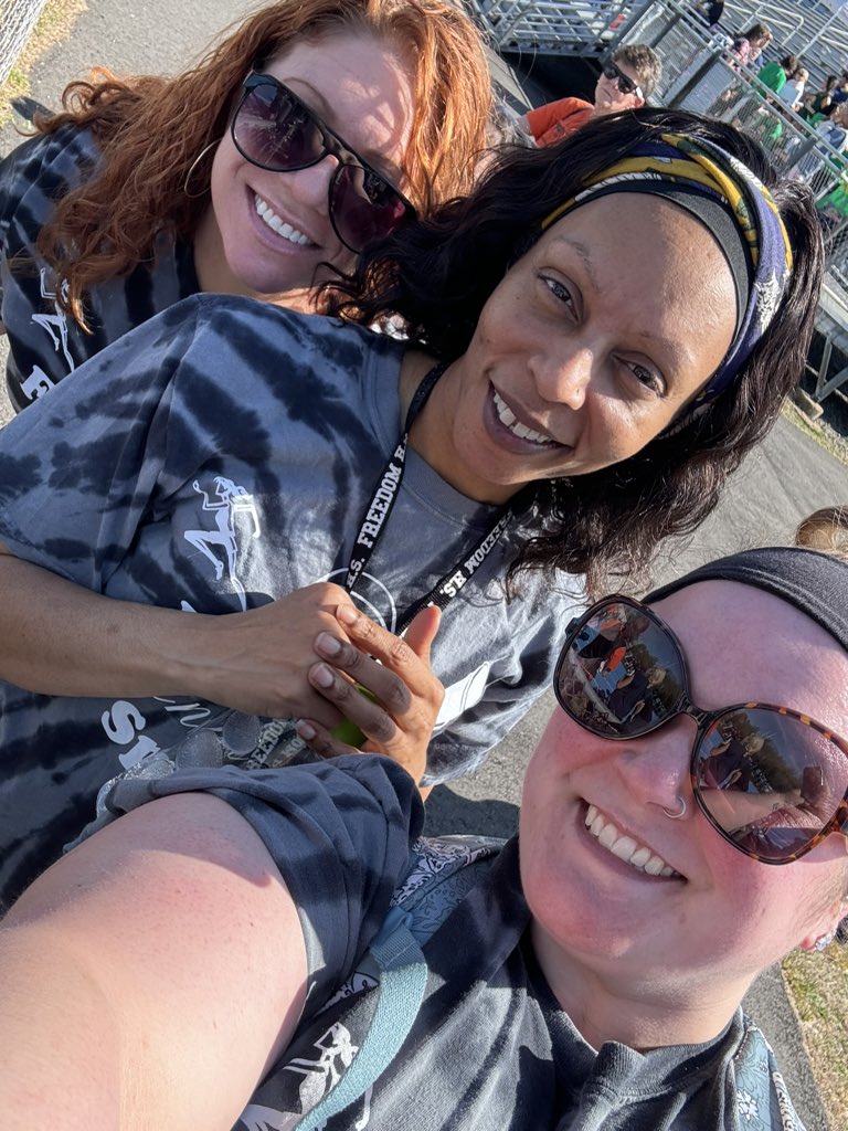 Annual Unified Track and Field @ForestParkHSVA! So happy that @FreedomHS_PWCS was able to participate! Thank you @UnifiedHPE for all of the hard work that went into to organizing a great event!! @PWCSNews @LDMcDade #playunified #unifiedsports