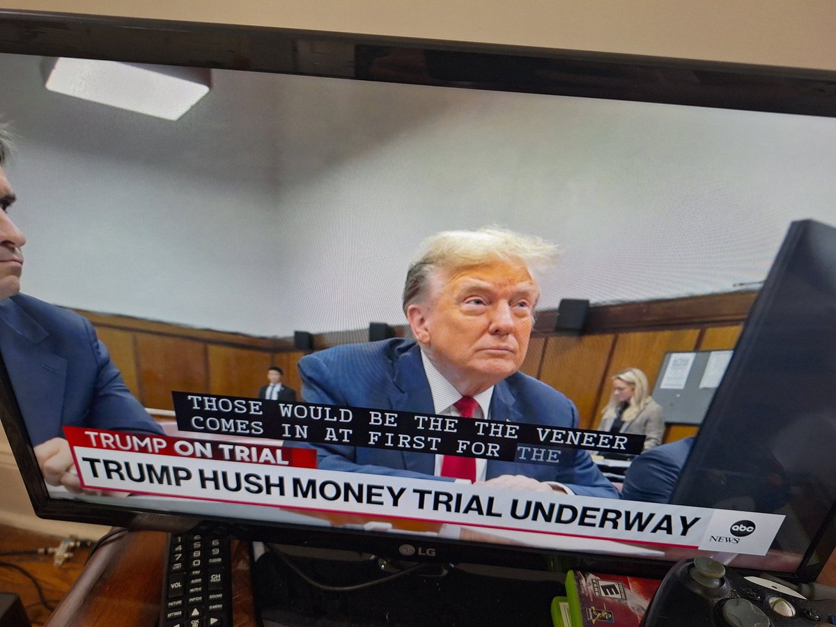 We are witnessing history right now! For the first time in #American HISTORY, a #FormerPresident is standing trial as a criminal dependent! The same EXACT one who is running a platform on #LawAndOrder and #BackTheBlue Irony at its FINEST! 🤣🤣🤣 #TrumpIsACriminal #TrumpTrial ⚖️