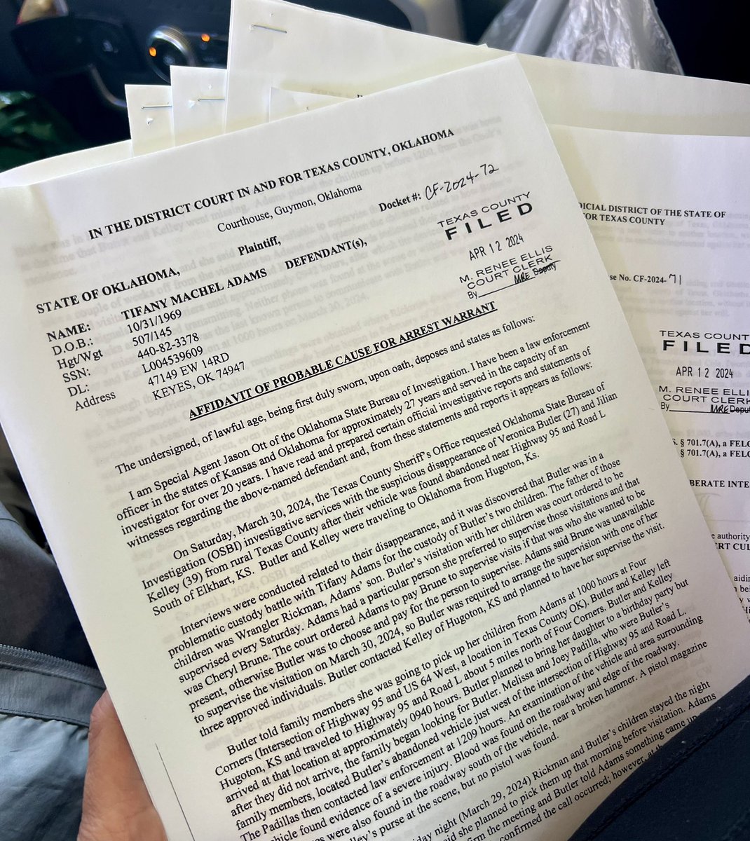 NEW DETAILS: Working through all the affidavits now. They confirm the custody battle is at center of the #MissingMoms murder investigation. A key interview was with the Twombly’s 16yo daughter. In 3/29, parents told her they were going on a “mission”. Were gone the next morning.