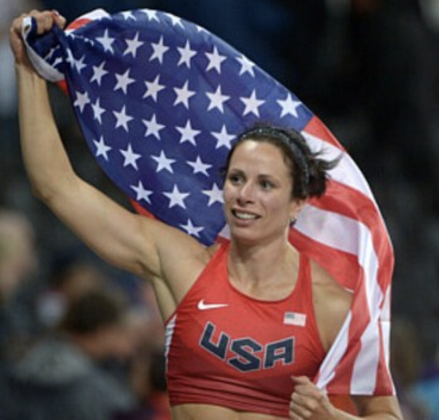 Jenn Suhr ‘04 to be Inducted into the National Polish-American Sports Hall of Fame 2024 roberts.edu/news?id=7957