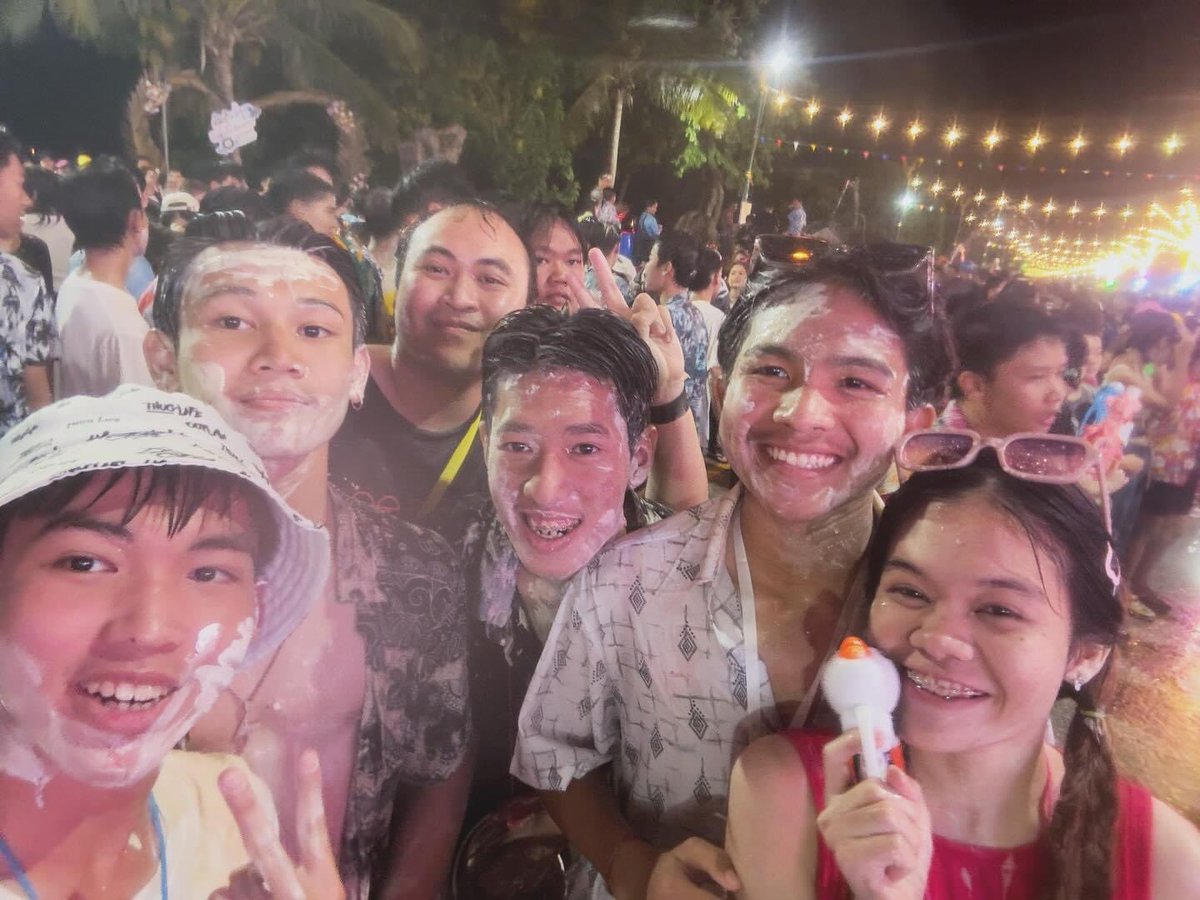 K_theKen's tweet photo. big fam <3 https://t.co/nZL8iQEsKJ