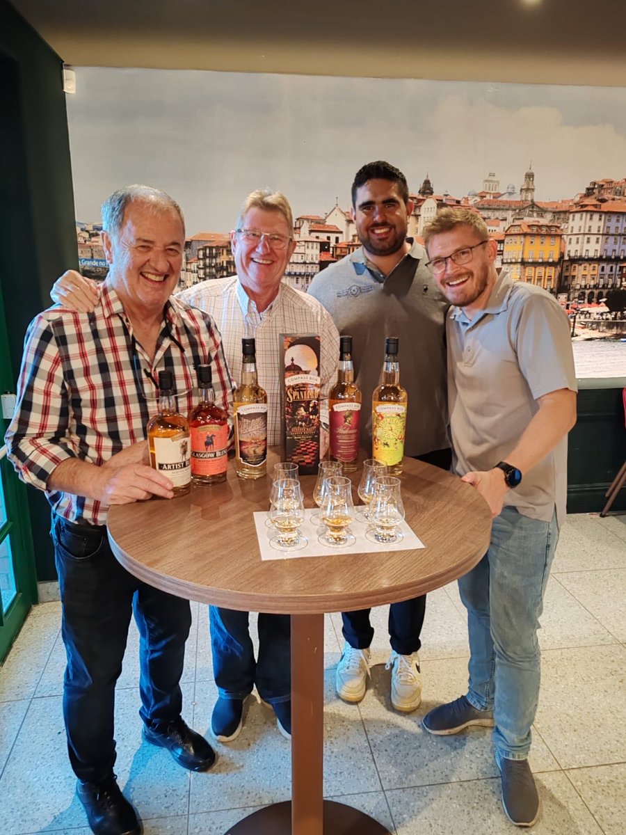 Another great tasting at the Dias Tavern in Claremont ⁦<a href="/ezra_benjamin/">ezra benjamin</a>⁩ ⁦<a href="/CompassBox/">Compass Box</a>⁩ ⁦<a href="/TrumanAndOrange/">TrumanAndOrange</a>⁩