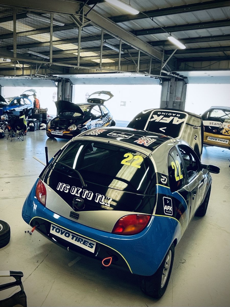 SprotacusD's tweet photo. An absolutely brilliant few hours spent watching #kaenduro with @afk_racing yesterday @SilverstoneUK
#flatoutfun #27racers #gotpace https://t.co/zJ0Xu9QCxH