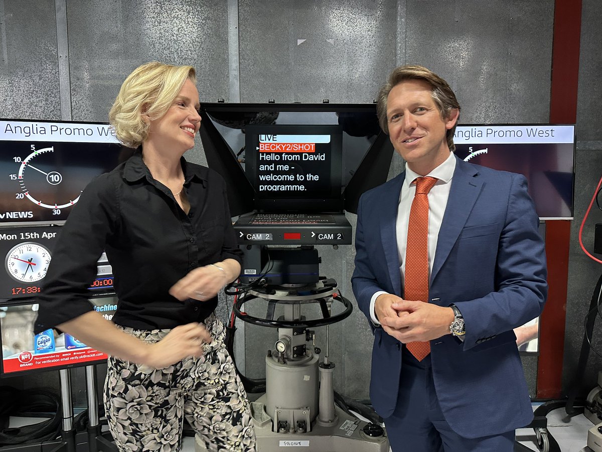 DavidWhiteleyTV's tweet image. As it’s Monday and the start of a new week @itvanglia @beckyjagotv and I always like to make sure the autocue is in full working order. We’ll then check the cameras and the microphones too. All part of the service. 
See you at 6 #ITV1