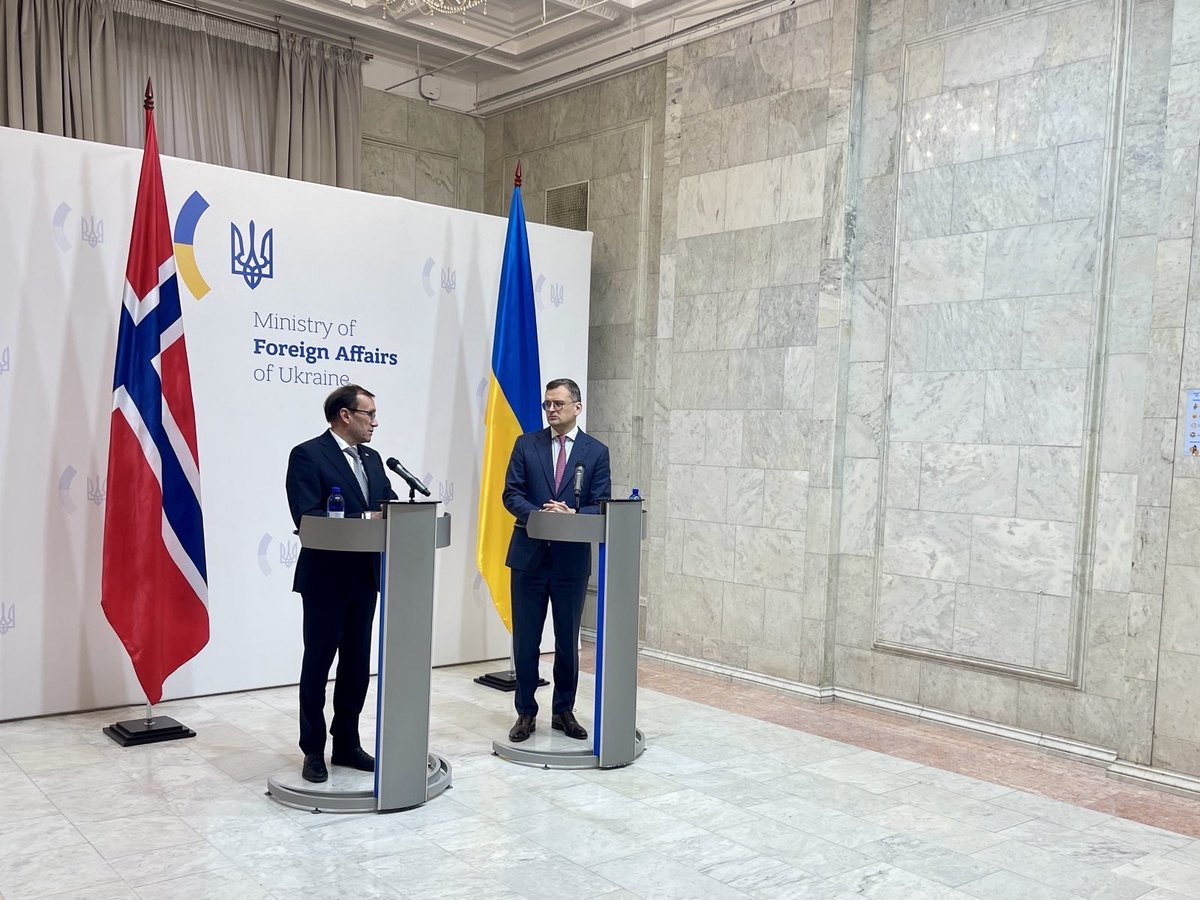 Espen Barth Eide (@espenbartheide) on Twitter photo Visiting my good friend FM <a href="/DmytroKuleba/">Dmytro Kuleba</a> in Kyiv today.
We should all do more to support Ukraine in its struggle against Russian aggression.
Ukraine must win this war.
#StandWithUkraine Visiting my good friend FM <a href="/DmytroKuleba/">Dmytro Kuleba</a> in Kyiv today.
We should all do more to support Ukraine in its struggle against Russian aggression.
Ukraine must win this war.
#StandWithUkraine