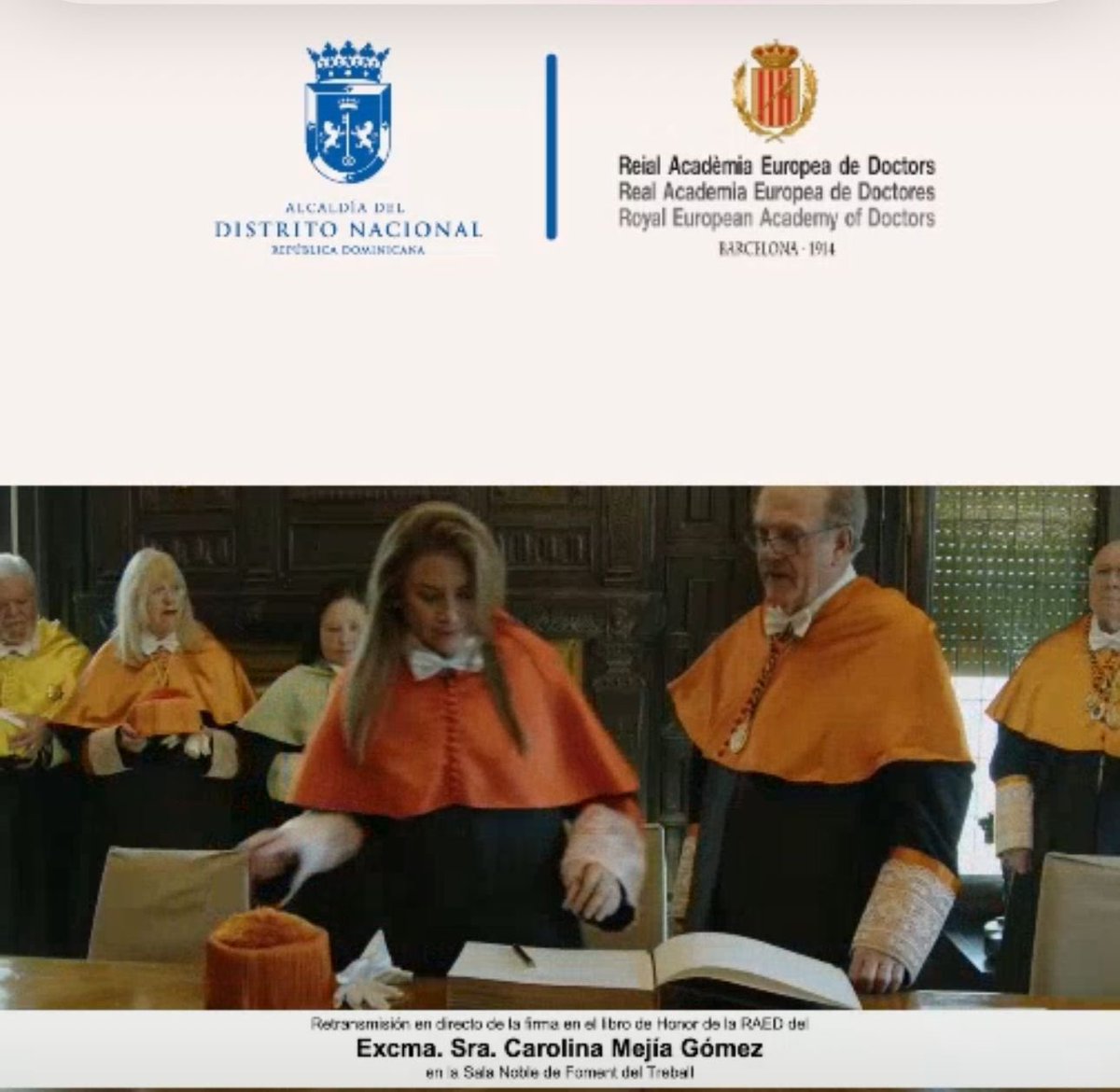 MariluzFerminA's tweet photo. Académica de Honor @CarolinaMejiaG la Mía #Supiste El equipo del ADN en apoyo a la transmisión en Vivo desde Barcelona #OrgullosaDeTi hermana 👩 seguimos firmes 🫵🏻♥️❌🇩🇴2️⃣0️⃣2️⃣8️⃣ https://t.co/7vzCdcCWdM