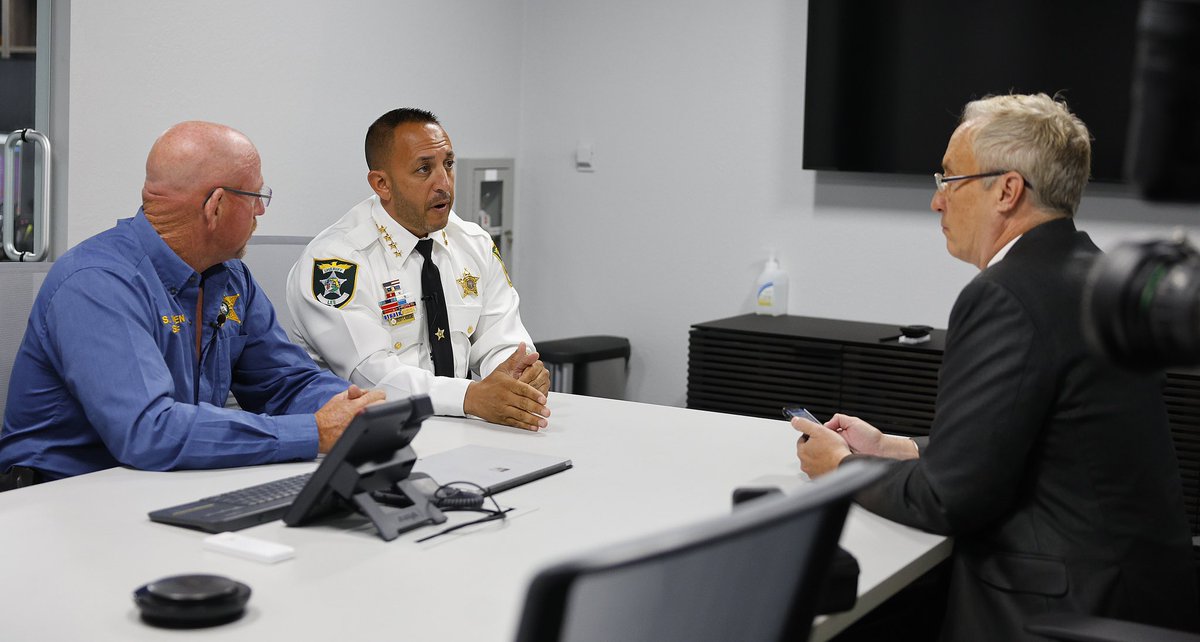 SheriffLeeFL's tweet photo. Following a press conference Sheriff Marceno and Hendry Co Sheriff Whidden sat down with @daveelias to discuss SB 184. It prohibits threatening &amp; harassing 1st responders. Both sheriffs agree constitutional rights are at the forefront but allow LEO to conduct their investigations https://t.co/FjGVK9E1MU