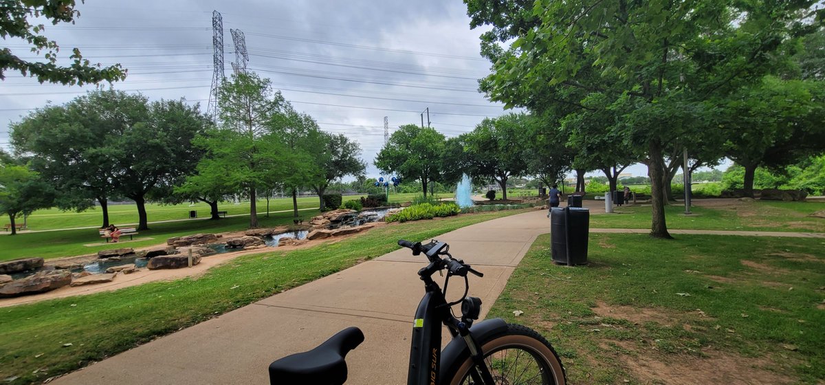 Late morning bike ride through the park #ebike #bigsur #Texas