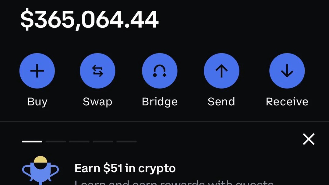 SolXGang's tweet photo. @Saylorpixel time for me to give back to the community! dropping $sol in 2 days! Follow me and drop your sol address! https://t.co/K4hF4KdTNo