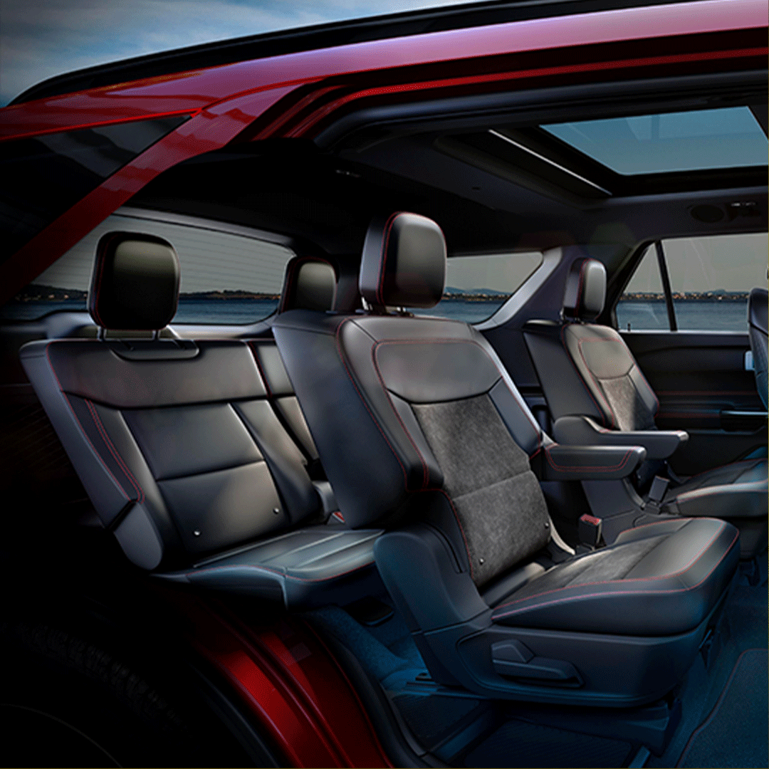 AutosLatinos's tweet photo. Versatilidad en su máxima expresión: con los asientos PowerFold�� de la tercera fila disponibles, el #FordExplorer se adapta sin esfuerzo a tus necesidades, ya sea acomodar pasajeros o maximizar el espacio de carga. https://t.co/PrcjN2wbYR