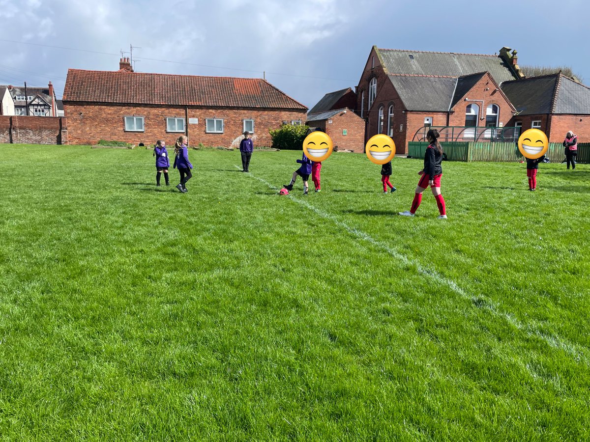 Another successful afternoon at @QuayAcademy for our Coastal Sports Event. Lots of girls participating in a football tournament and having a great time doing so!