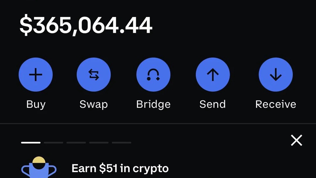 SolXGang's tweet photo. @mewifhat time for me to give back to the community! dropping $sol in 2 days! Follow me and drop your sol address! https://t.co/XrZ1ieGjDu