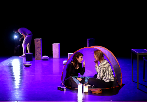 📢📢📢 DALC'HIT AN DEIZIADOÙ !!!
Mettez une croix dans vos agendas…
TRAEZH GWAREMM pezh-c'hoari nevez TRO DIDRO :
11/05 - 8e30 noz - Teatr George Madec - An Eskevien
23/05 - 8e30 noz - Teatr Bro Montroulez
An holl ditouroù : teatr-brezhonek.bzh/Traezh-Gwaremm