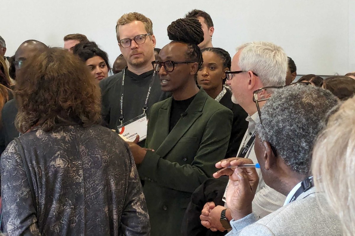 Look who was at #SkollWF last week! The SFF community was well represented 🥳 Ever the perfect forum for #SFFrockstars to connect, collaborate, and catalyze impact. 💚 #ChampioningAfricanVisionaries