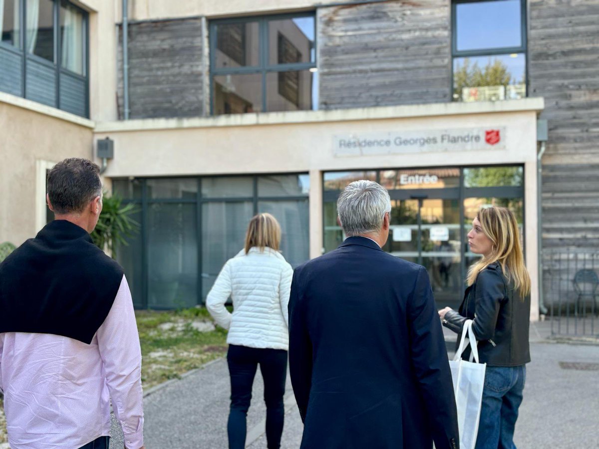 Plaisir de retrouver mon ami @SportouchA pour une séance #handisport au foyer d’accueil médicalisé de @ArmeeduSalut Georges Flandre. 
Célèbre coach de #boxe, Alain est attaché depuis des années à faire changer le regard des gens sur les personnes en situation de handicap.