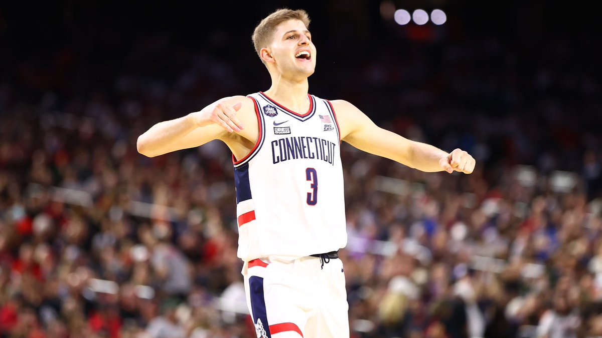 Thomas_city5's tweet photo. Can’t wait to see who’s gonna be that Godsend from the transfer portal for UConn next year, last year it was Joey California, this year was Cam Spencer, who will be this year?? https://t.co/0NXzpi18iY