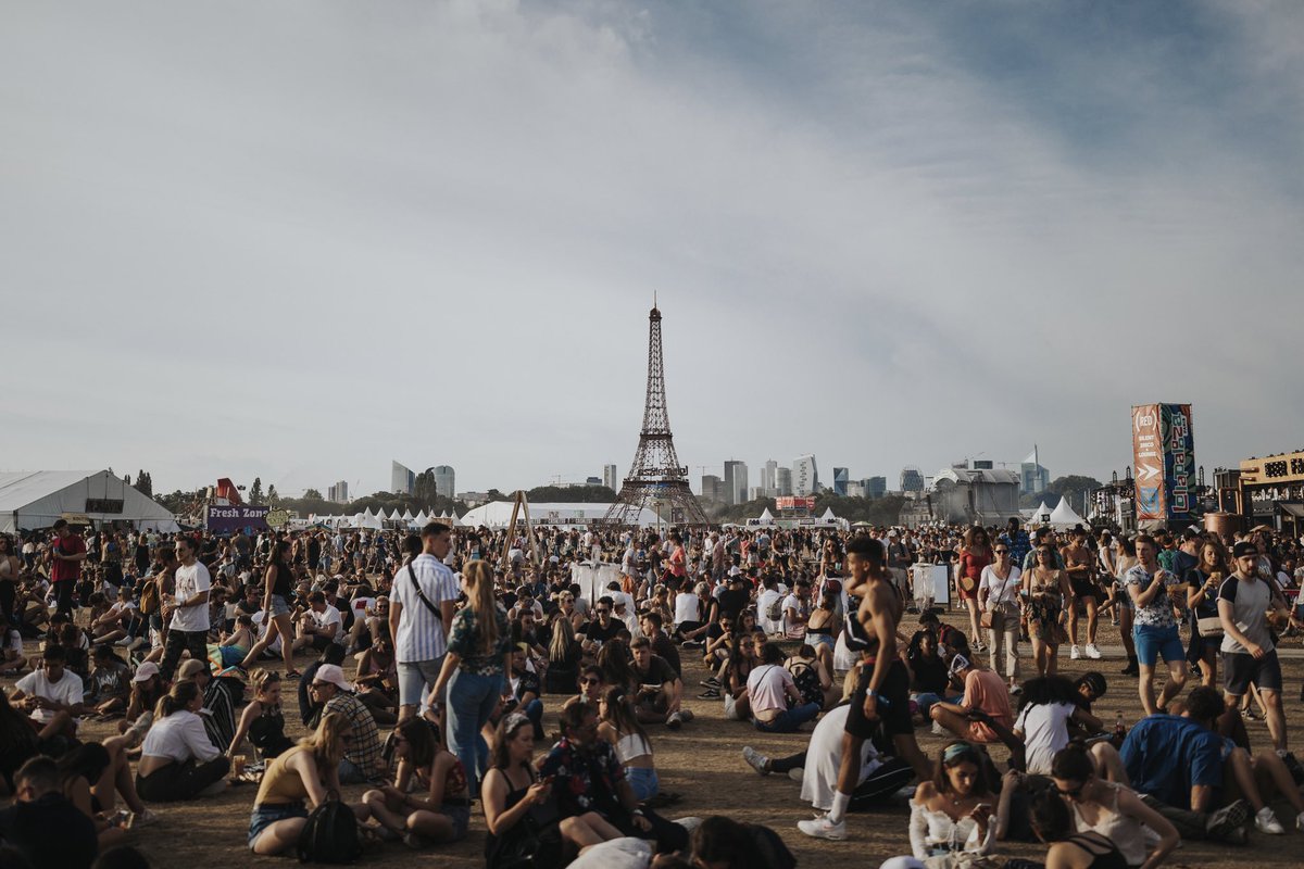 « On se retrouve sous la Tour Eiffel » 📸 @NGuihal