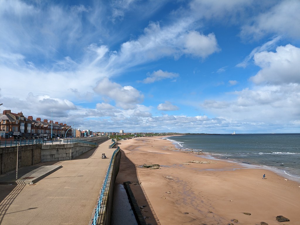 The view from Grant's Clock #livingbythewater #viewfromgrantsclock #whitleybay
#livingbythewater