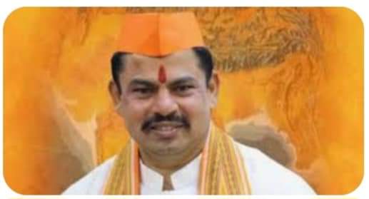 Today T. Raja Singh Is Celebrating His Birthday. 

T. Raja Singh  is an Indian politician. He was a member of the Telangana Legislative Assembly representing the Goshamahal assembly constituency in Hyderabad. 

#RajaSingh 
#bjpparty 
#sajaikumar