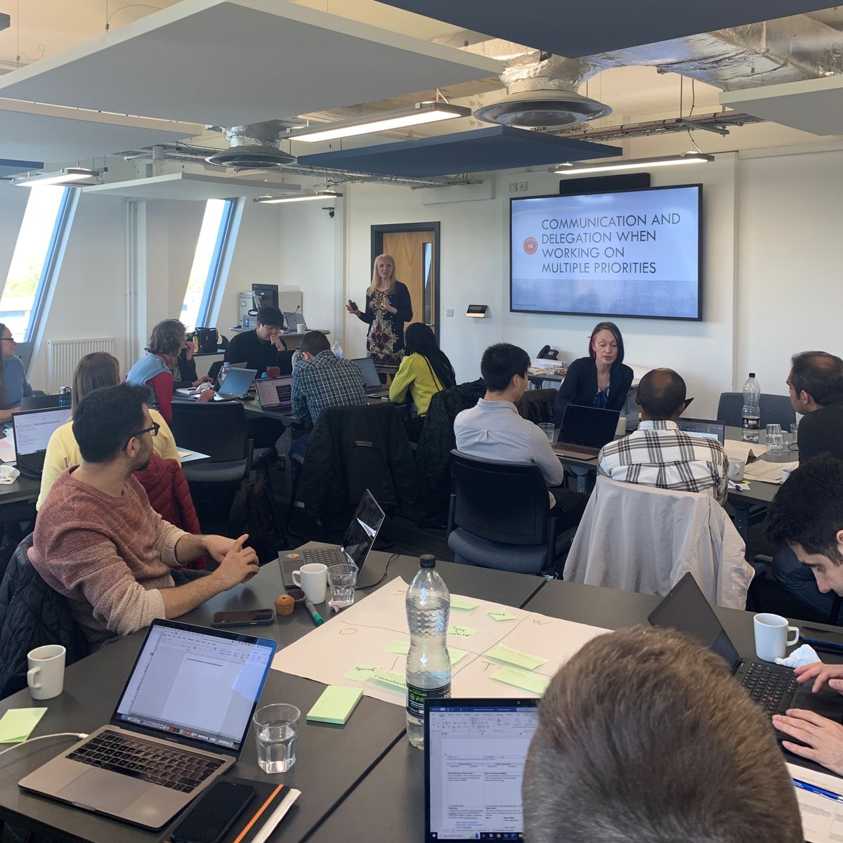 Snapshot from the Managing Multiple Research Projects training session that was hosted today at the @UniofNottingham! This 1-day workshop for #postdocs explored themes of project planning, delegation, resource/people management, and prioritisation to achieve success.