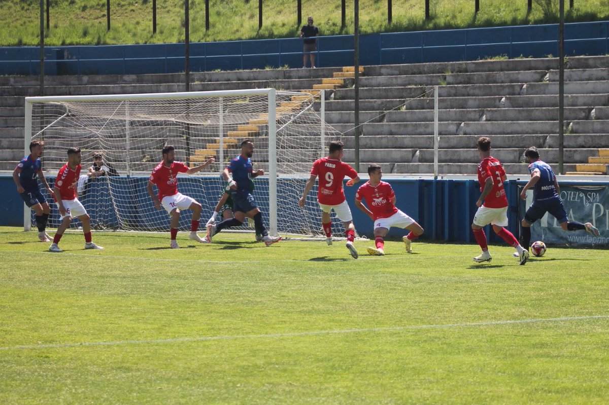 📄 𝗡𝗢𝗧𝗔 𝗗𝗘 𝗣𝗥𝗘𝗡𝗦𝗔 | ¡Un CD Móstoles de récord!

ℹ️ El conjunto de El Soto ya es equipo de playoff a falta de 5 jornadas y la próxima temporada jugará la Copa del Rey por primera vez en su historia.

🔗 cdmostoles.com/pnfg/NPcd/NFG_…

#VamosMiMóstoles 🔵