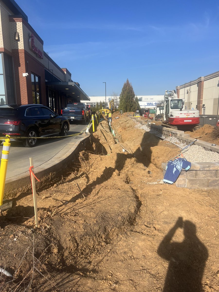 PvilleEasleyCFA's tweet photo. How it started and how it’s going. Thank you for your patience during our DT remodel. 💨 https://t.co/6AV2KBf60k