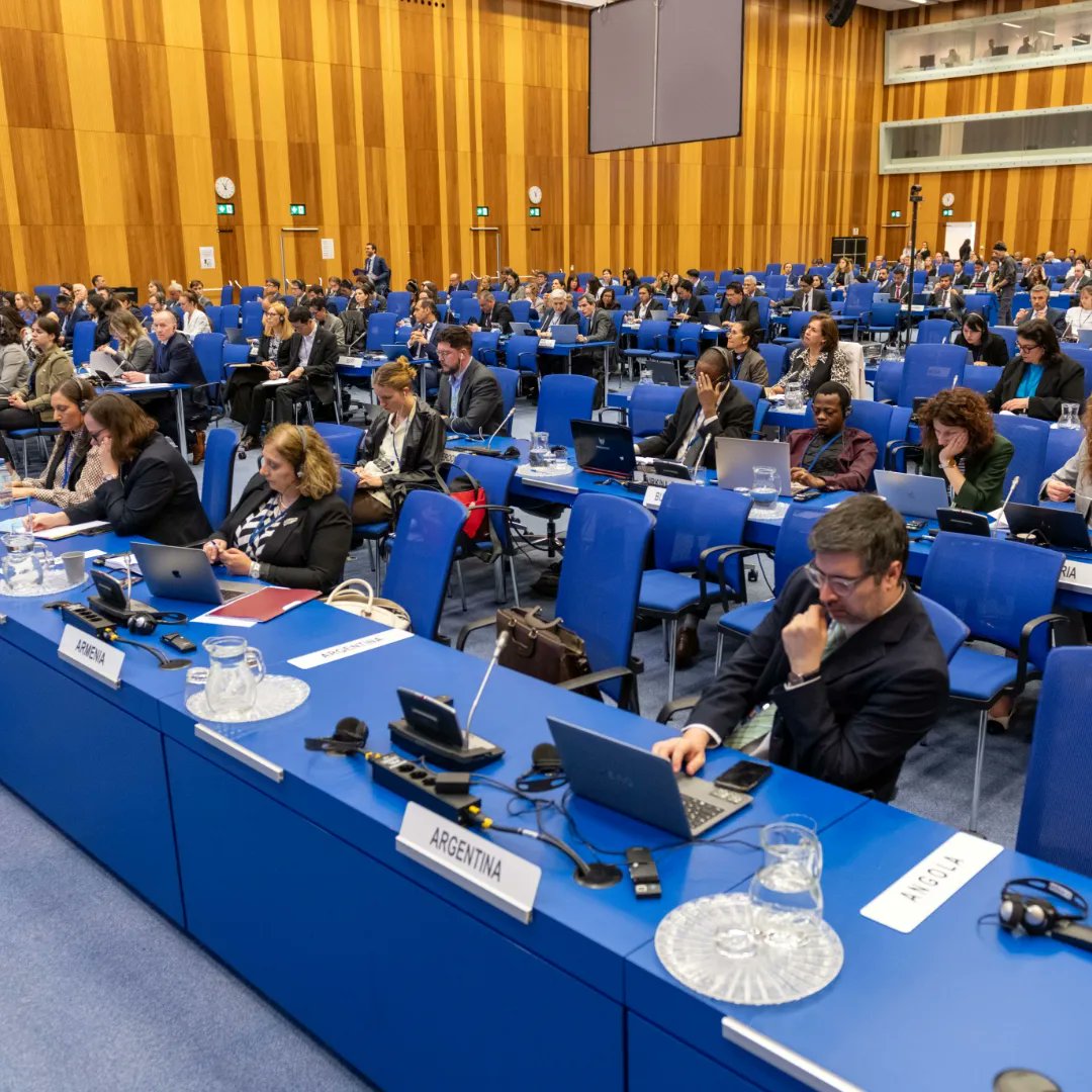 🚀👥 #COPUOS2024 kicked off today with the opening of the Legal Sub-Committee (LSC). Member States nominated a new chair, Santiago Ripol Carulla from 🇪🇸; and welcomed new ad-hoc STSC observers from 🇭🇳, 🇱🇮, 🇳🇵, the League of Arab States, @SDAspacedata & @SpRenIntl.